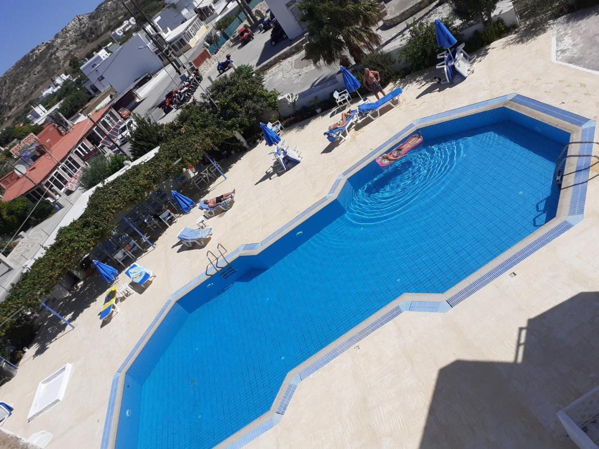 Antonis Hotel Кефалос Экстерьер фото